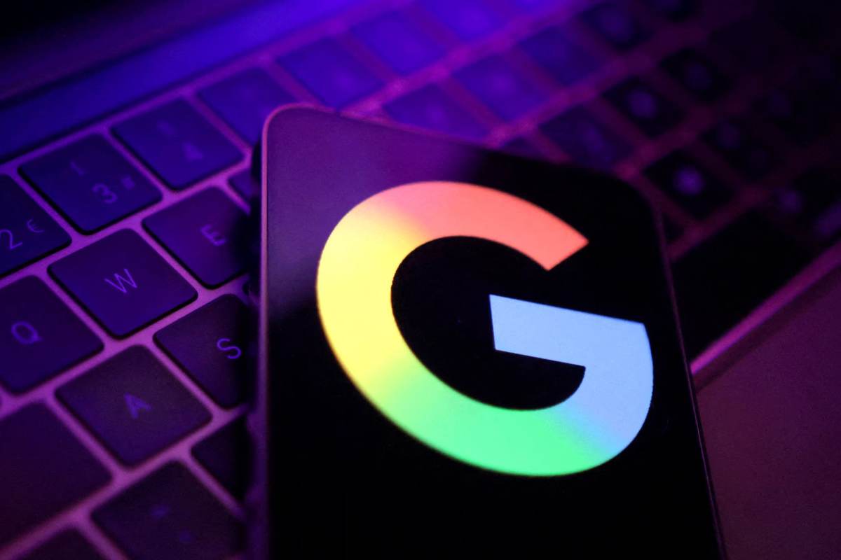 Google Blinks First in High