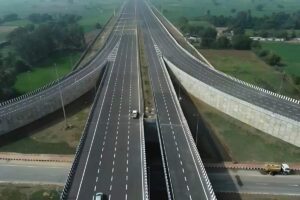 India’'s 489 Major Road Projects Are Stuck